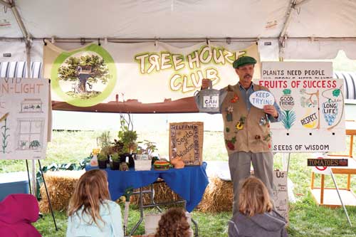 Kids at the MOTHER EARTH NEWS FAIR enjoyed presentations organized just for them at the Treehouse Club.